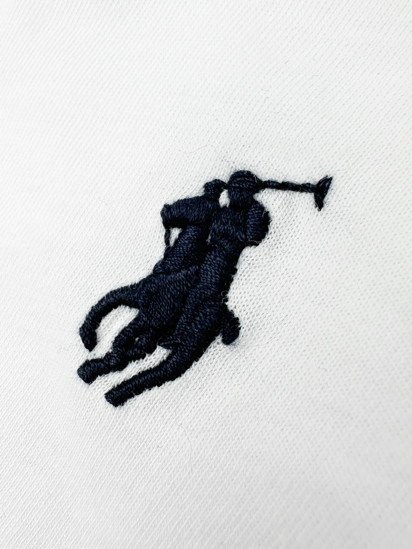 V ， ， 。 White T ， ， ， 。 ， 。V ， ， ， 。 ， 。 1 ， ， 、 。 2. ， ， ， 、 ， 。 ： 1:1 Ralph Lauren ： Size： S M L ： FF